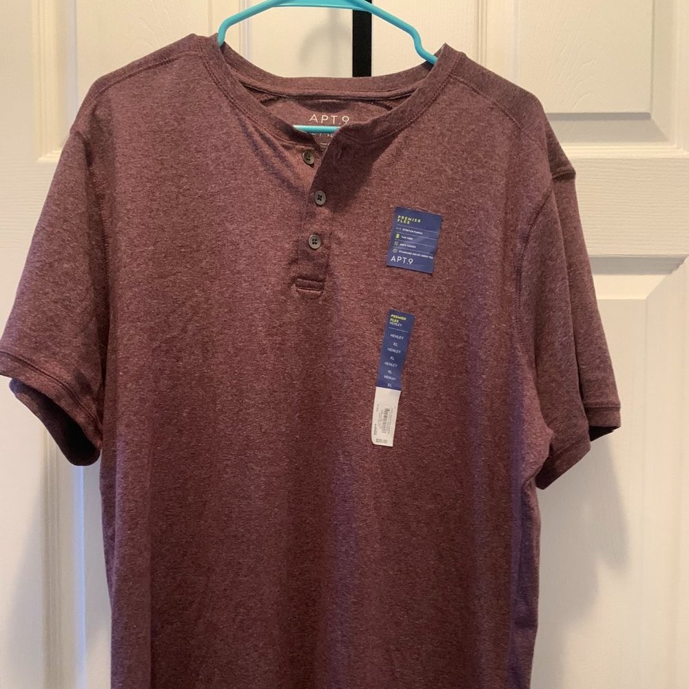 Men's XL Burgundy Henley T-Shirt NWT